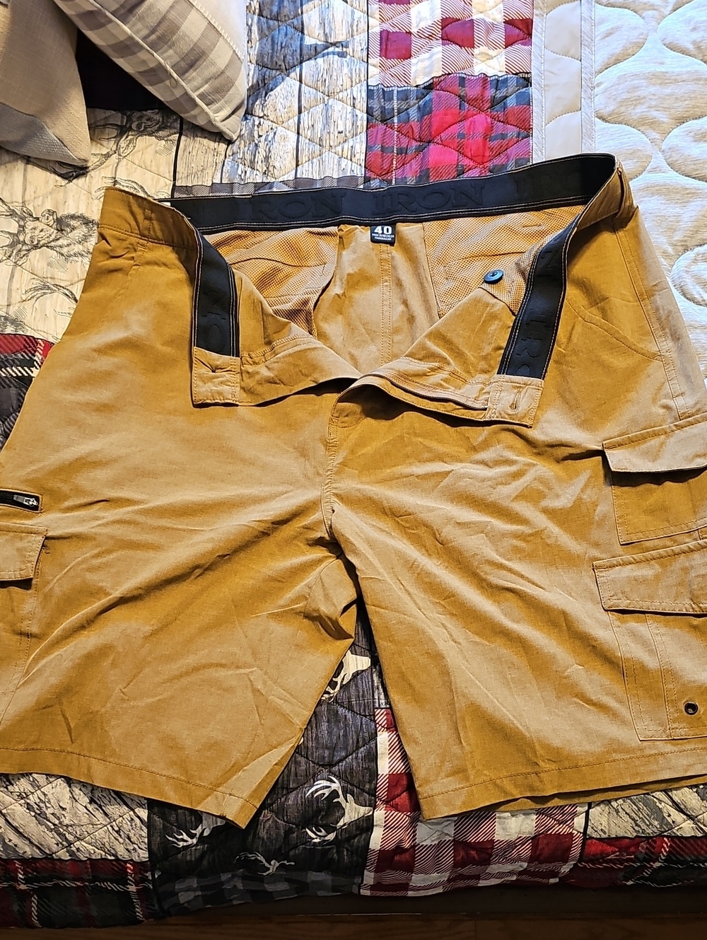 Men's Cargo Shorts in Tan with Utility Pockets